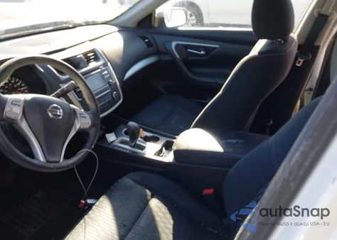 2018 Nissan Altima 2.5 S z USA, uszkodzony, nr VIN 1N4AL3AP0JC269811